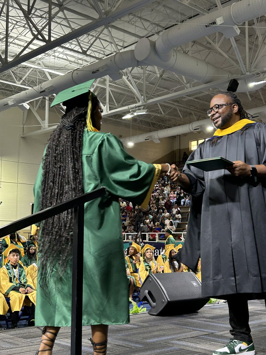 Dallas ISD (@dallasschools) on Twitter photo Congratulations to The “Great” James Madison Class of 2025 graduates! 💚🎓
<a href="/TGJMTrojans/">The “Great” James Madison</a> Congratulations to The “Great” James Madison Class of 2025 graduates! 💚🎓
<a href="/TGJMTrojans/">The “Great” James Madison</a>
