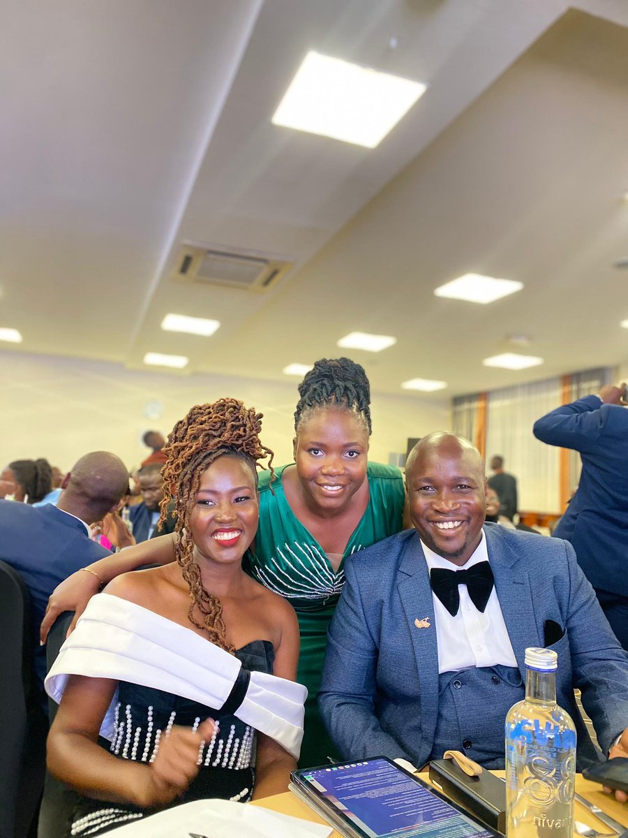 Two Presidents in one picture. 🥳🥳🥳🥳🥳🥳🥳 #YALIUgAt10
