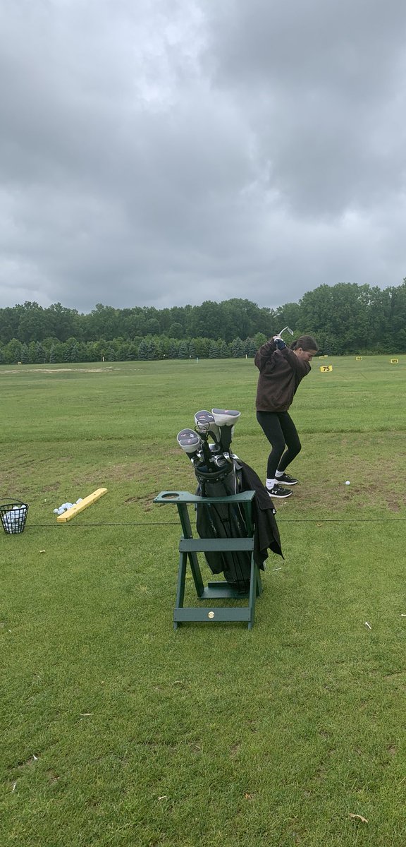 ohiogirlsgolf's tweet photo. The weather outside this morning may have been frightful but the dedicated girls and Kristin Reboul, LPGA were delightful as they worked on their games during the OGGF Spring Clinic at Windmill Golf Center. #makegolfyourthing #welovethisgame #Ohiogirlsgolf #girlsgolf https://t.co/I1gkSrO3IO