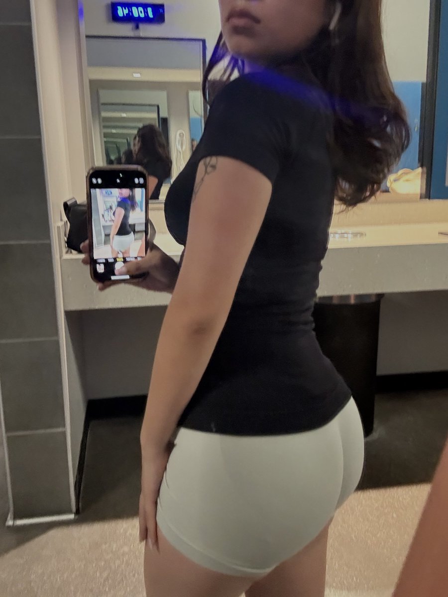 mariyah ♱ tweet media