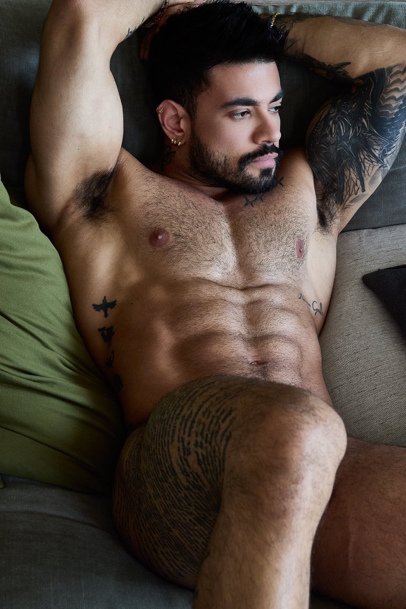 had so much fun in NYC.
techno, great sex, and an insanely hot new straight OF guy who fucked me bareback 🤤
Can’t wait to show you