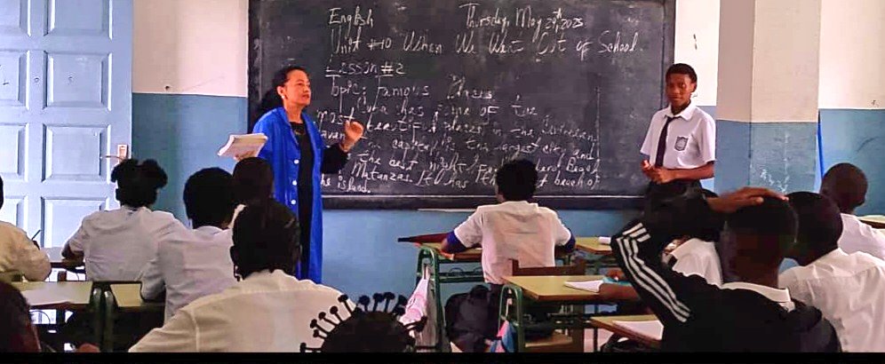 Brigada Educativa Cubana en Guinea Ecuatorial tweet media