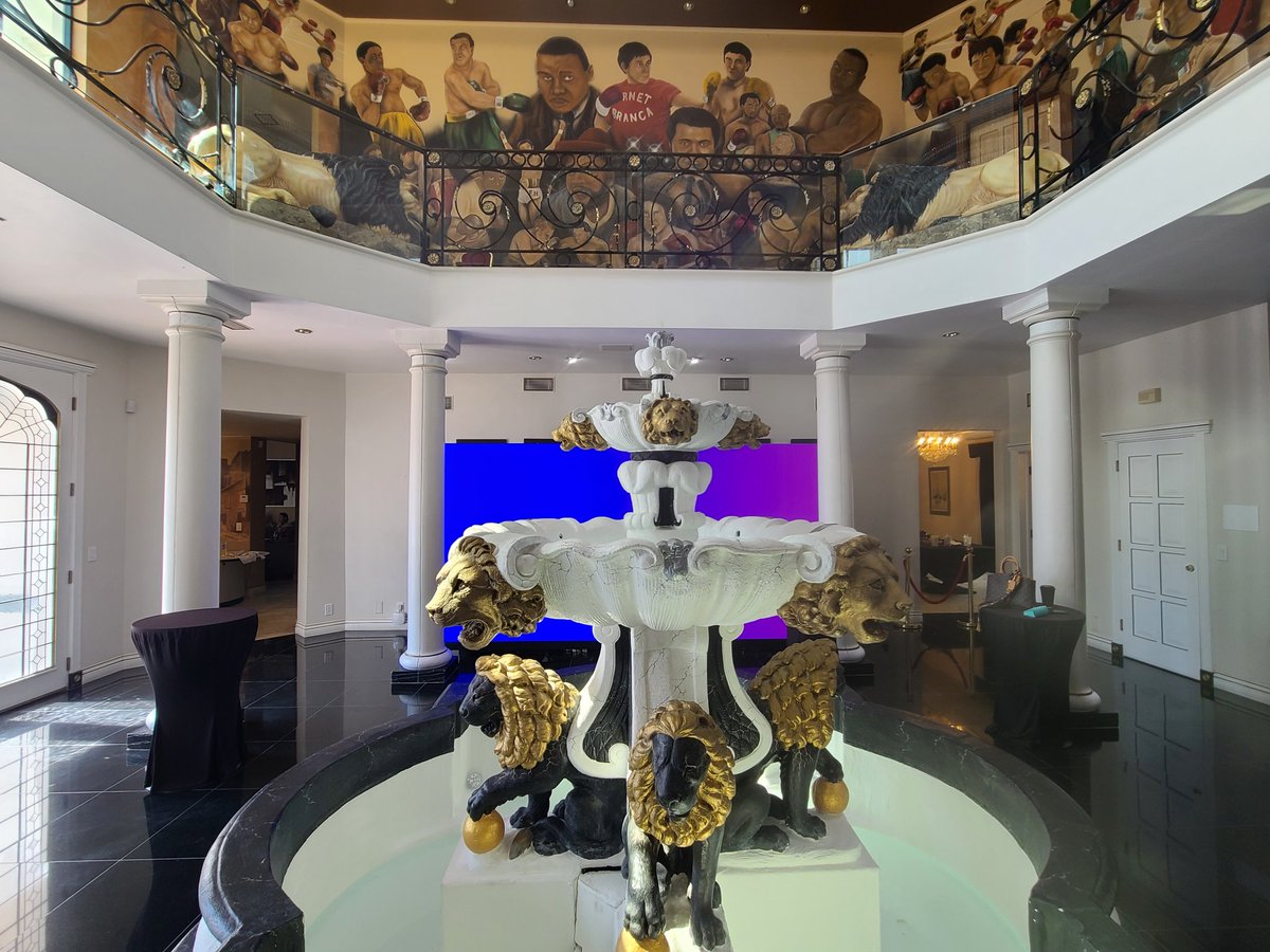 One more event to attend and I can call this a successful week for Litecoin in Vegas.

BitAngels event at the Tiger House. 😂🐯