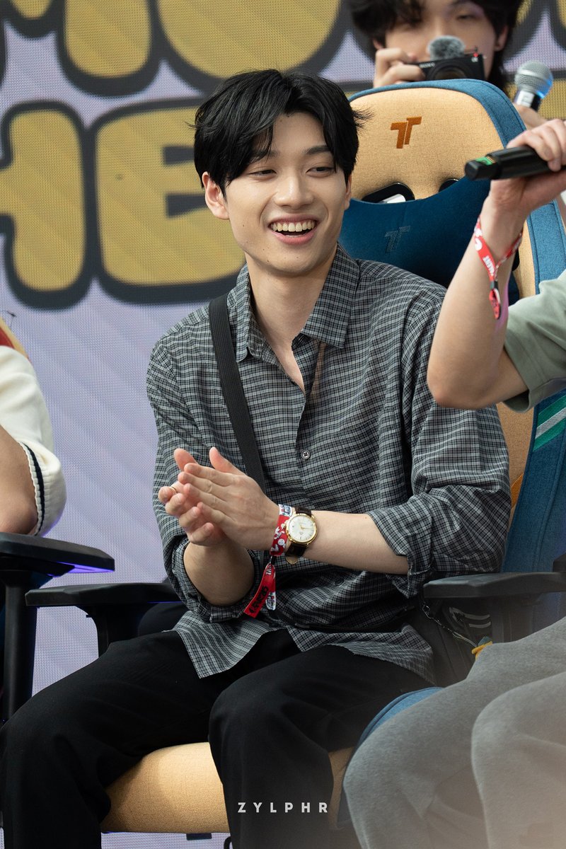 ⌜𝟮𝟬𝟮𝟱.𝟬𝟱.𝟯𝟭⌟ 𝗔𝗻𝘁𝗼𝗻𝘆 𝗖𝗵𝗲𝗻𝗻

🎉 𝗔𝗻𝗱𝗙𝗿𝗶𝗲𝗻𝗱𝘀 𝗙𝗲𝘀𝘁𝗶𝘃𝗮𝗹 𝟮𝟬𝟮𝟱
📍 𝗖𝗿𝘆𝘀𝘁𝗮𝗹 𝗣𝗮𝘃𝗶𝗹𝗶𝗼𝗻, 𝗢𝗸𝗮𝗱𝗮 𝗠𝗮𝗻𝗶𝗹𝗮

#antonychenn <a href="/antonychenn/">ant</a>

#AndFriends2025 <a href="/andfriendsfest/">&FRIENDS Festival</a>
#Twitch #Streamer #ContentCreator