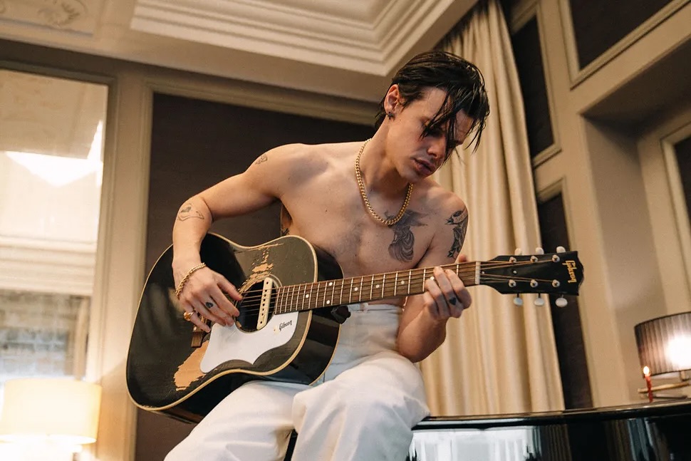 he's drop dead gorgeous