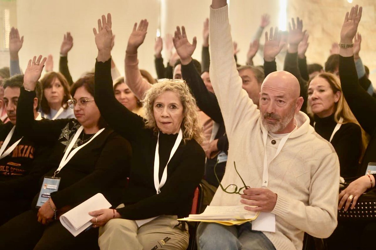 Celebramos el Congreso del @Pj_Mza con una masiva presencia de congresales (114) y bajo un clima de orden, respeto y consenso, con un mismo objetivo: consolidar la reconstrucción del peronismo para devolverle la esperanza al pueblo mendocino.