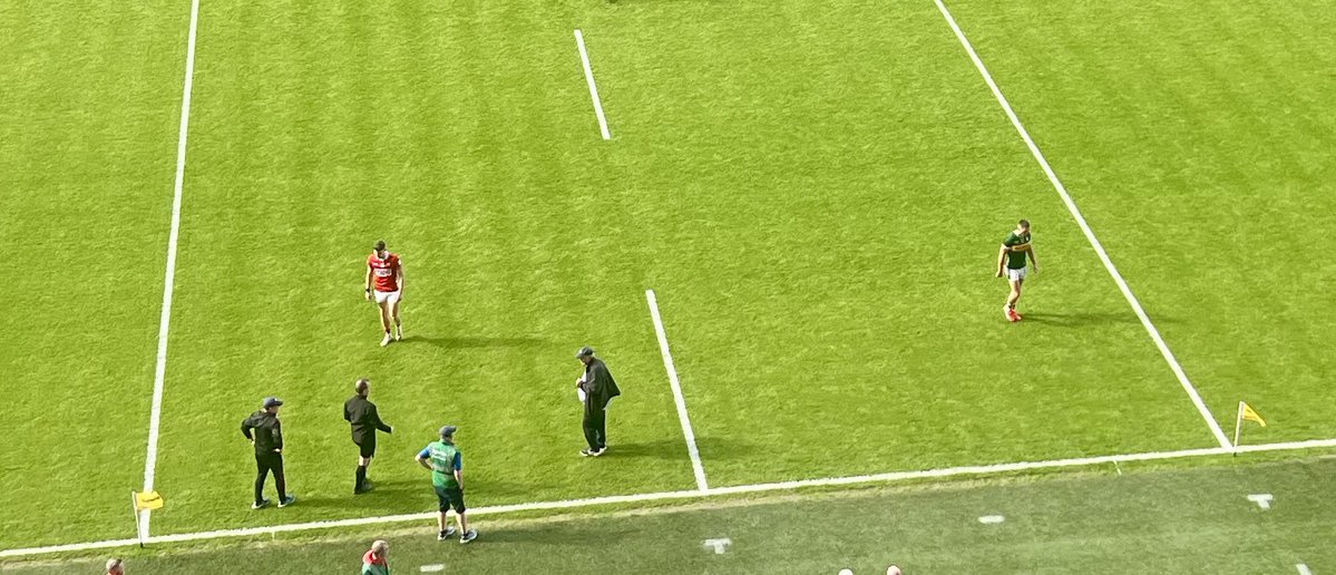 Ger McCarthy (@germccarthy74) on Twitter photo Latest from <a href="/BigRedBench/">RedFM Sport</a> <a href="/germccarthy74/">Ger McCarthy</a>
🏆 <a href="/officialgaa/">The GAA</a> SFC Group2 Round2
🔴⚪️ <a href="/OfficialCorkGAA/">Cork GAA</a> 0-13
🟢🟡 <a href="/Kerry_Official/">Kerry GAA</a> 1-7
🏟️ <a href="/SuperValuIRL/">SuperValu Ireland</a> <a href="/PaircUiCha0imh/">SuperValu Páirc Uí Chaoimh</a>
⏱️ HT
#️⃣ #cork #gaa #corkgaa
BOTH teams temporally down to 14 players as Paul Walsh (Cork) and Joe O’Connor Latest from <a href="/BigRedBench/">RedFM Sport</a> <a href="/germccarthy74/">Ger McCarthy</a>
🏆 <a href="/officialgaa/">The GAA</a> SFC Group2 Round2
🔴⚪️ <a href="/OfficialCorkGAA/">Cork GAA</a> 0-13
🟢🟡 <a href="/Kerry_Official/">Kerry GAA</a> 1-7
🏟️ <a href="/SuperValuIRL/">SuperValu Ireland</a> <a href="/PaircUiCha0imh/">SuperValu Páirc Uí Chaoimh</a>
⏱️ HT
#️⃣ #cork #gaa #corkgaa
BOTH teams temporally down to 14 players as Paul Walsh (Cork) and Joe O’Connor