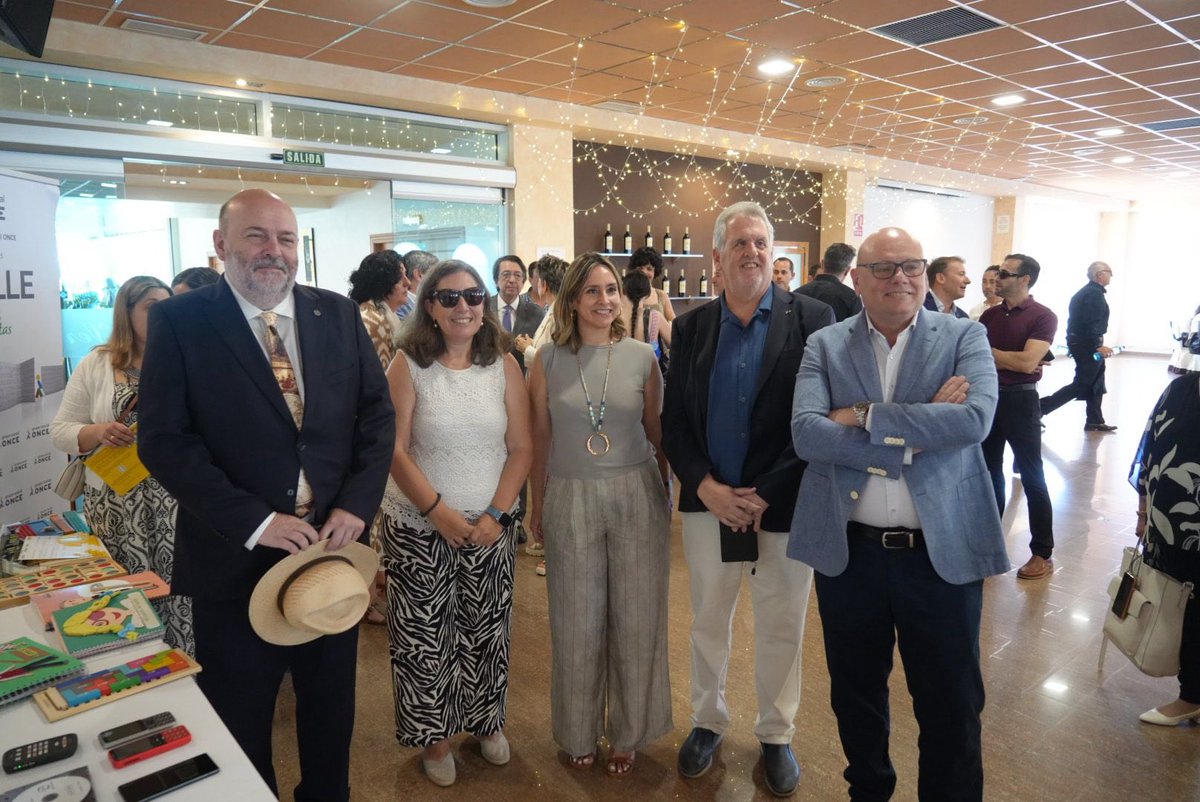 Acompañamos a nuestros amigos de <a href="/ONCE_oficial/">ONCE</a> en la celebración de su semana especial mediante un encuentro en el que hemos disfrutado de la compañía de afiliados, vendedores y familias. Enhorabuena!!