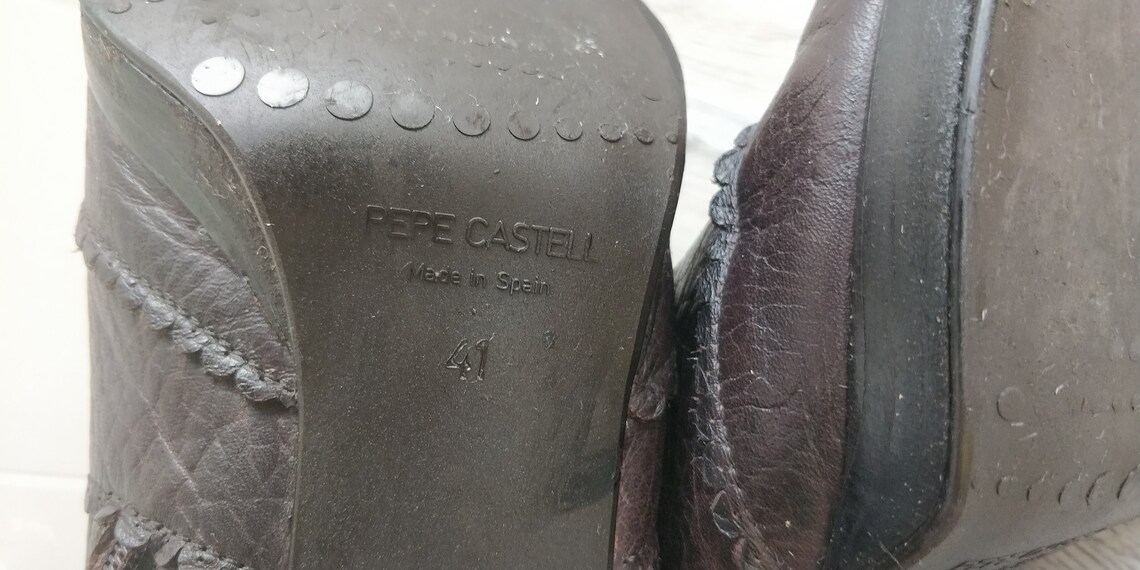 IGOR2691's tweet photo. PEPE CASTELL #Spanish #Women's #Leather #Boots with #Rivets. #High Heel. #Vintage #Real #Leather #Shoes. #ETSYshop #clothing #fashion, #vintageetsy #clothes #VintageFashion https://t.co/r7RK7Yp2g6 https://t.co/4galtQVM2W