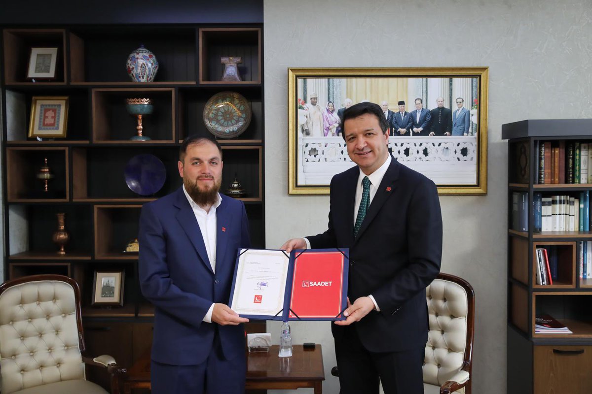 Yozgat İl Başkanlığımıza Mustafa Salman getirilmiştir. 

Bugüne kadar İl Başkanlığımızı yapan Mehmet Demirel’e yapmış olduğu çalışmalardan dolayı teşekkür ediyor, yeni İl Başkanımıza başarılar diliyoruz.