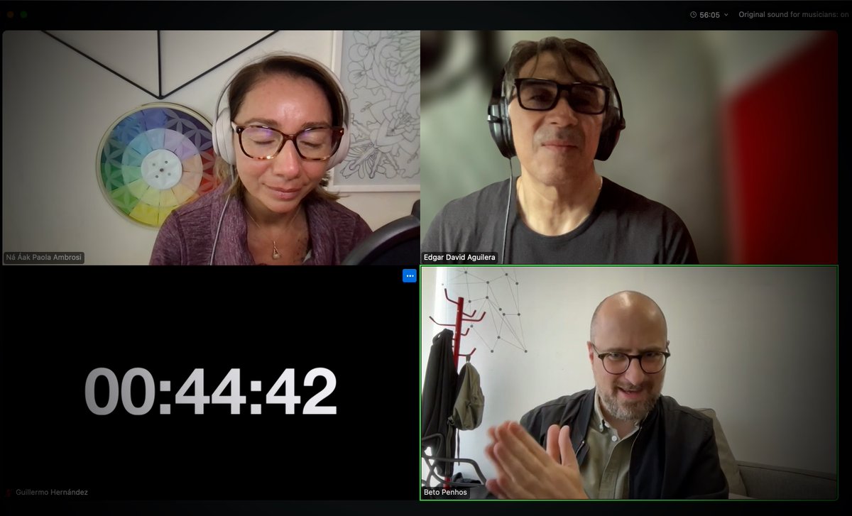 edgardavid's tweet photo. hoy toca Hipnosis colectiva en @SamanaKapodcast @BetoPenhos reiniará nuestro sistema operativo para hacer consciente lo inconsciente. 11 am @convoynetwork https://t.co/nmnylQ9gzh