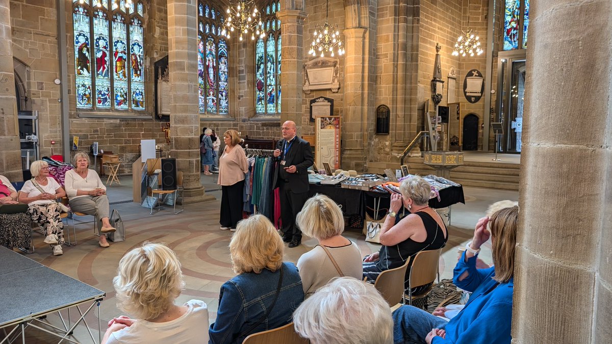 Wakefield Cathedral tweet media