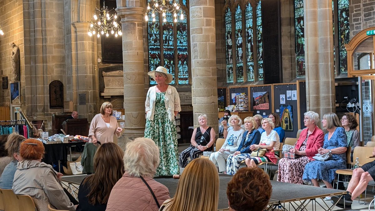 Wakefield Cathedral tweet media