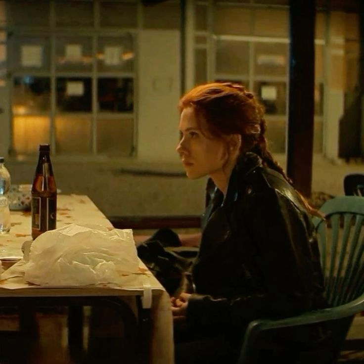 natromilf's tweet photo. "natasha, dont slouch" 
— "im not slouching" https://t.co/gMvlOZoVGp