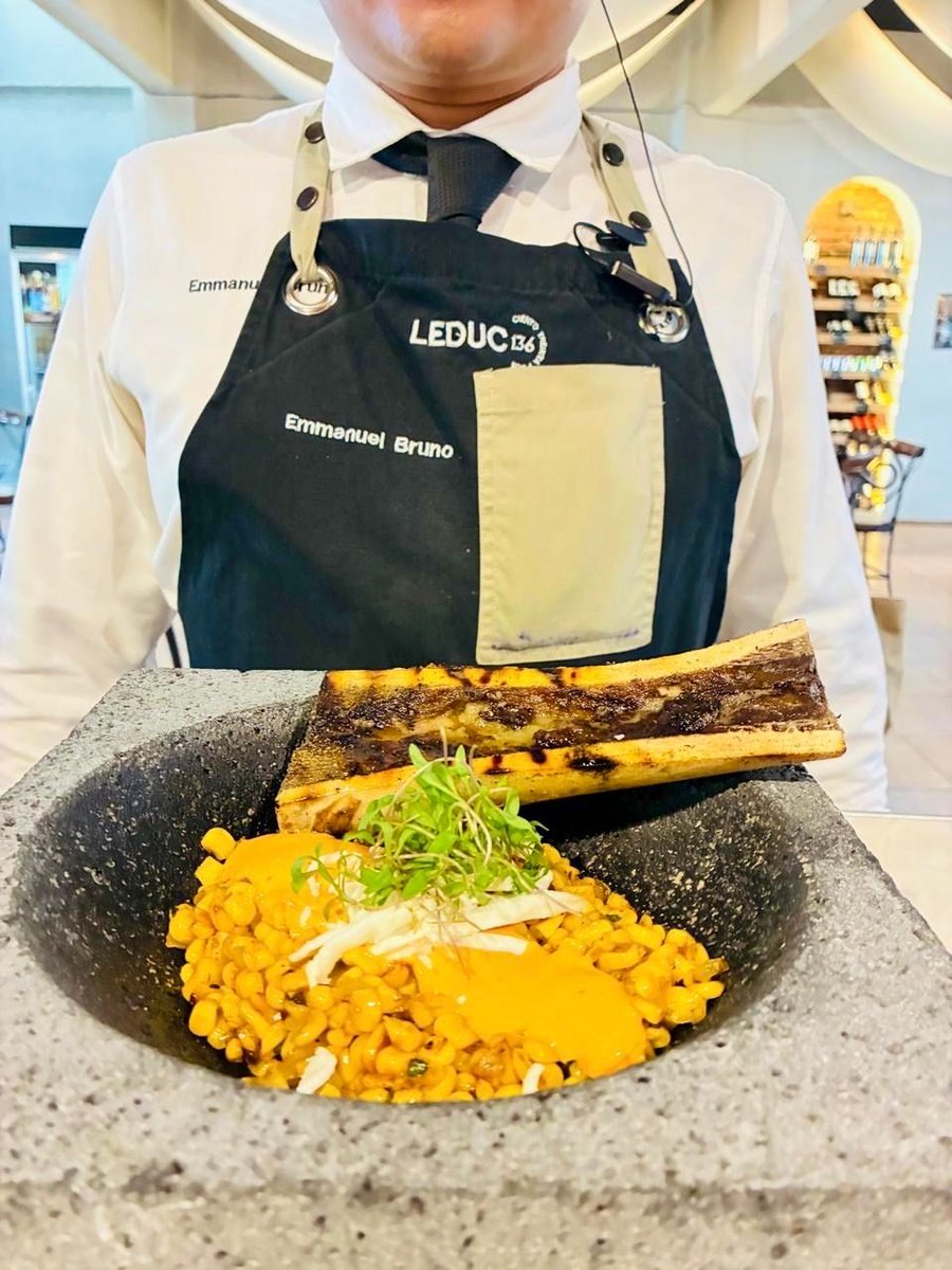 Leduc136's tweet photo. 🔥 ¡Nuevo en el menú y directo al antojo! 🔥
Prepárate para probar los esquites con tuétano 🦴, sí, leíste bien: esquites con tuétano, acompañados de nuestra deliciosa mayonesa de chipotle

#EsquitesConTuétano #NuevoEnElMenú #Leduc136 #AntojoMx #ComidaConTodo #TuétanoPower https://t.co/kUknQ96KGB