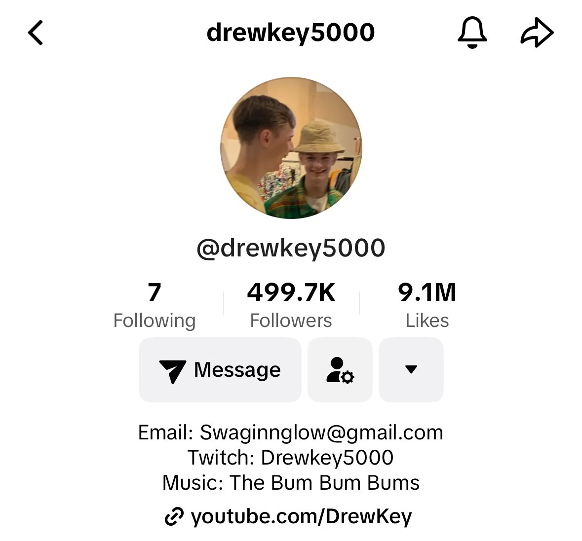 500k by Monday was some shrimp shit oh my gosh they are killing it 🔥 

500k followers broken in under 3 days is actually diabolical engagement 

9.1 million likes as well and this is only there TikTok numbers. 

The Instagram numbers are just as fricken juicy. 

$crooner coded