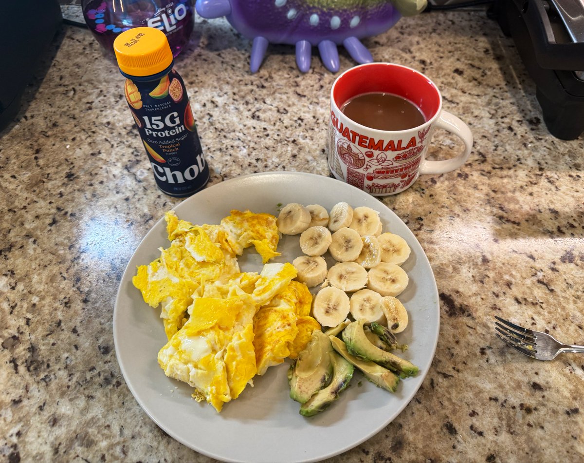 5 eggs in my breakfast obviously means I’m rich in this economy.