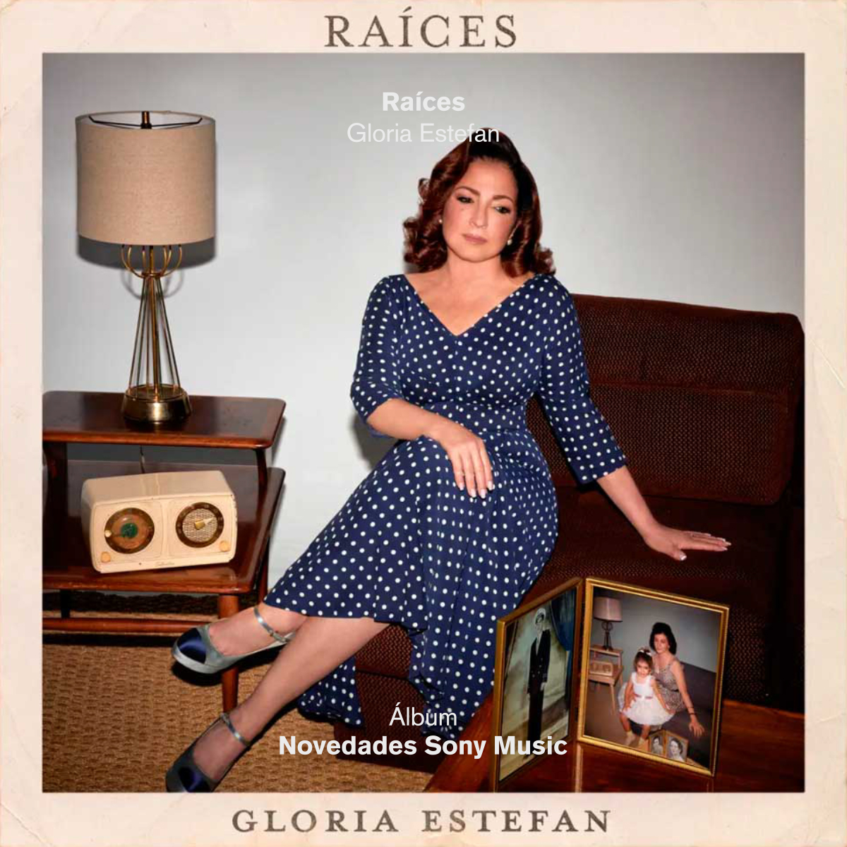 SonyMusicSpain's tweet photo. 🌿🔥 @GloriaEstefan celebra sus 50 años de música con “Raíces” un álbum lleno de ritmos que nos hacen recordar, bailar y llorar de orgullo (todo al mismo tiempo). https://t.co/w8OqRIFgyq