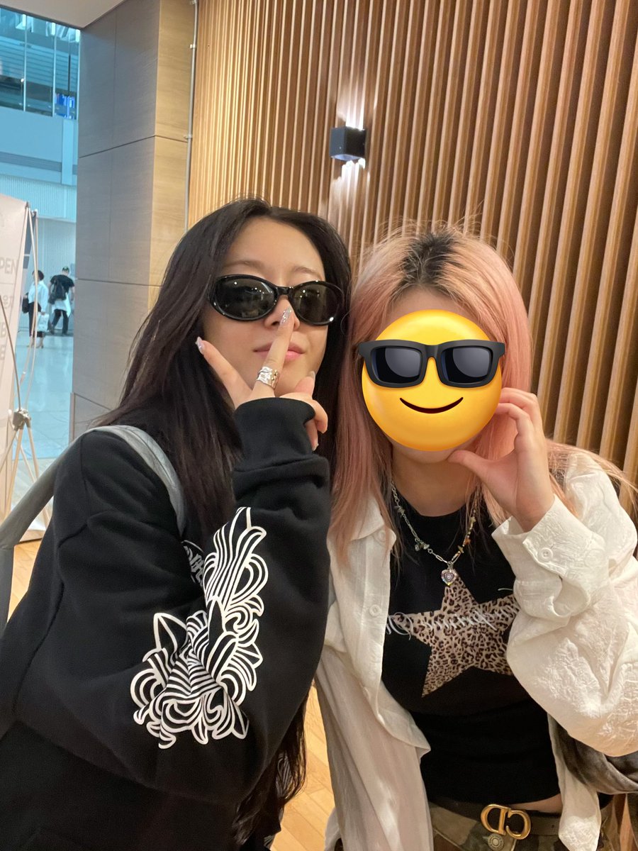 China PJY Bar tweet media