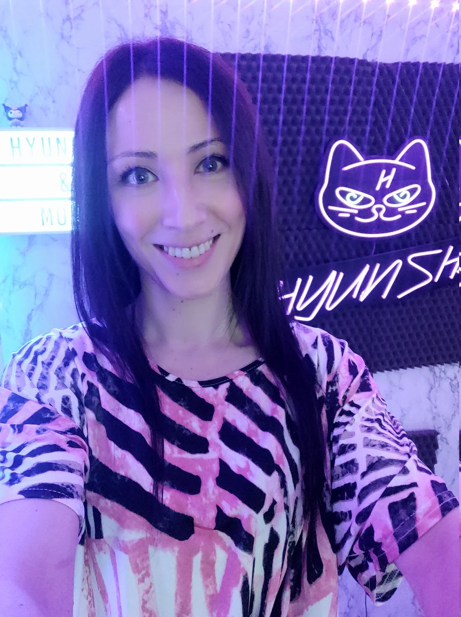 Hyunsha3's tweet photo. A disfrutar del sábado sabadete ¡vamooos! 🔥🥳🔥
https://t.co/hrpUpQxiWH https://t.co/FImteIt2fx