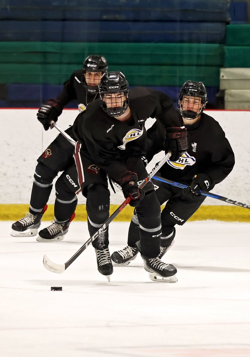 VernonVipers's tweet image. Some fantastic competition on display at Spring Camp! Games continue most of the day with a Game at 11:45, 4:45 and 6:45!
