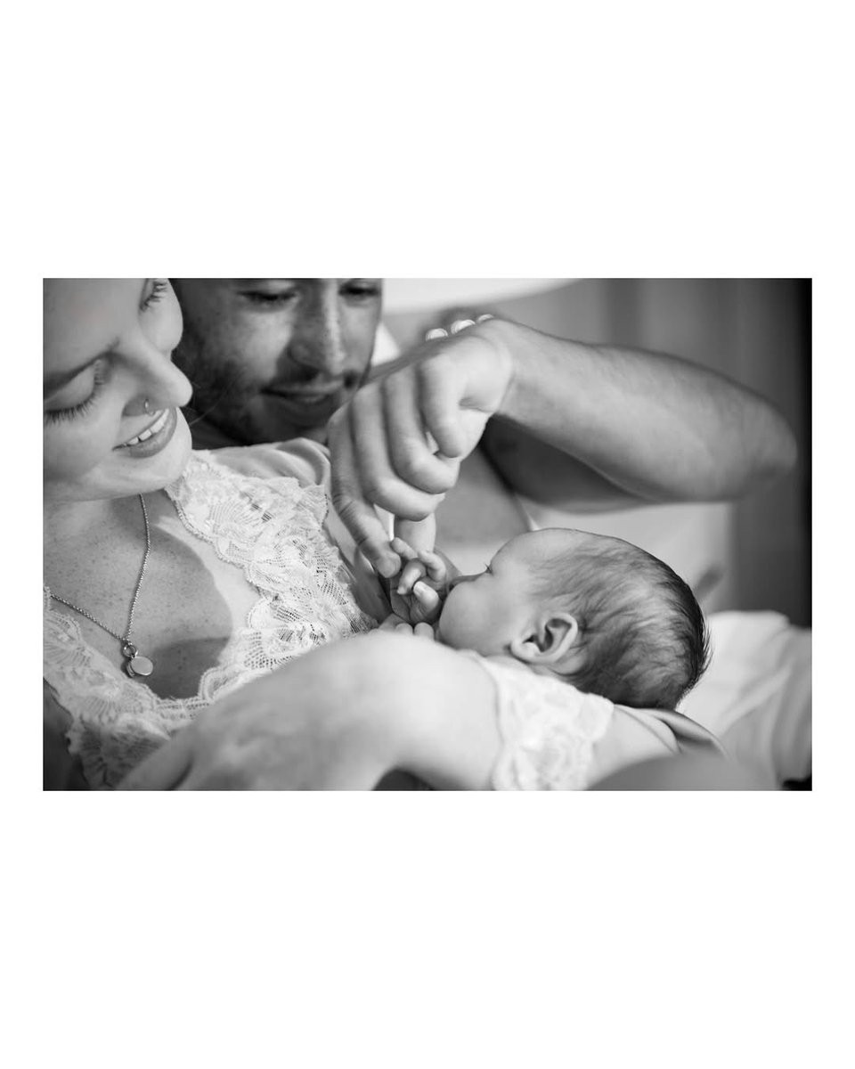 Daily Perrie. (@dailypedwards) on Twitter photo ✨ UNSEEN ✨
Perrie and Alex with newborn Axel back in 2021 for their at home photoshoot.
📸 <a href="/callumshots/">Callum Shots</a> ✨ UNSEEN ✨
Perrie and Alex with newborn Axel back in 2021 for their at home photoshoot.
📸 <a href="/callumshots/">Callum Shots</a>