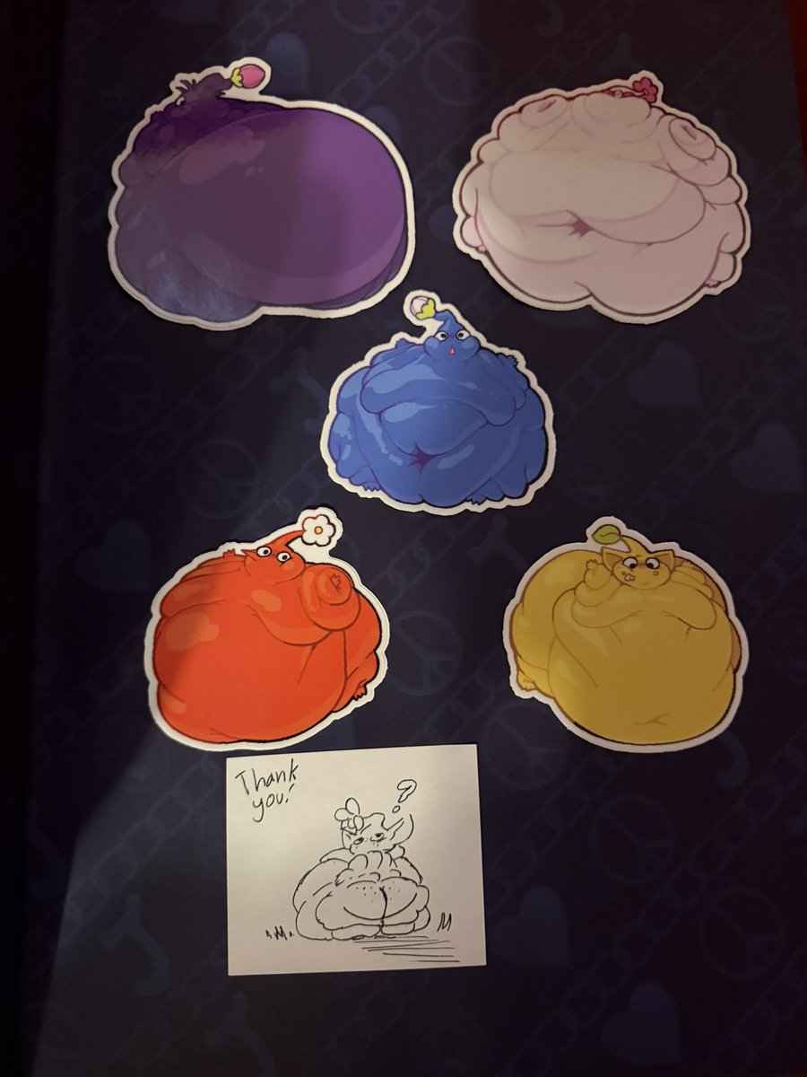 Biggest Spider Blob (@blobbyvictini) on Twitter photo Thank you <a href="/RoundedPentagon/">RoundedPentagon</a> for the stickers! They’re alot bigger than I thought but I guess that’s fitting lmao Thank you <a href="/RoundedPentagon/">RoundedPentagon</a> for the stickers! They’re alot bigger than I thought but I guess that’s fitting lmao