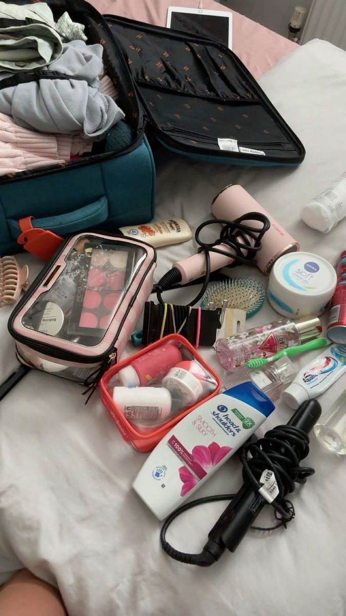 Pouca coisa graças a Deus