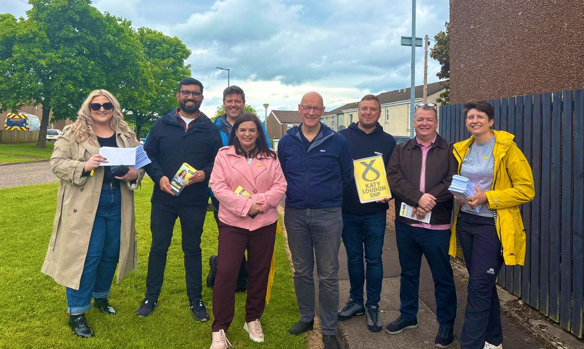 Cllr Zen Ghani (@zenghani) on Twitter photo Excellent day campaigning for <a href="/KatyLoudonSNP/">Cllr Katy Loudon</a> across Hamilton, Larkhall and Stonehouse with <a href="/JohnSwinney/">John Swinney</a>!
Good responses on the doors for <a href="/theSNP/">The SNP</a>
#VoteSNP #ActiveSNP Excellent day campaigning for <a href="/KatyLoudonSNP/">Cllr Katy Loudon</a> across Hamilton, Larkhall and Stonehouse with <a href="/JohnSwinney/">John Swinney</a>!
Good responses on the doors for <a href="/theSNP/">The SNP</a>
#VoteSNP #ActiveSNP