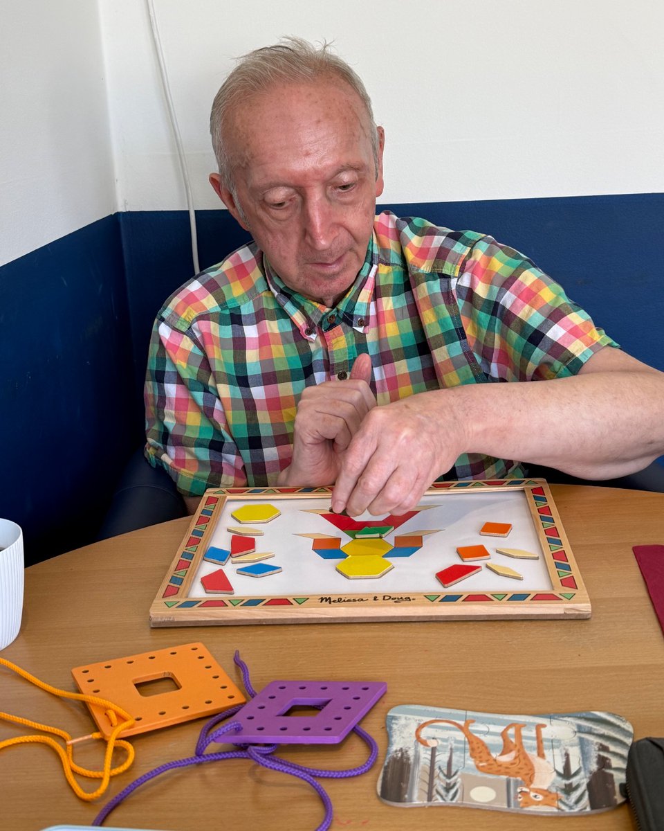 MeathCharity's tweet photo. OT sessions at The Meath are all about connection, confidence and independence 💜

From letter writing to matching tasks, our residents are thriving with support from Kate and our amazing volunteers!

#OccupationalTherapy #SupportMeath #EpilepsyAwareness https://t.co/LDNzHD7dEh