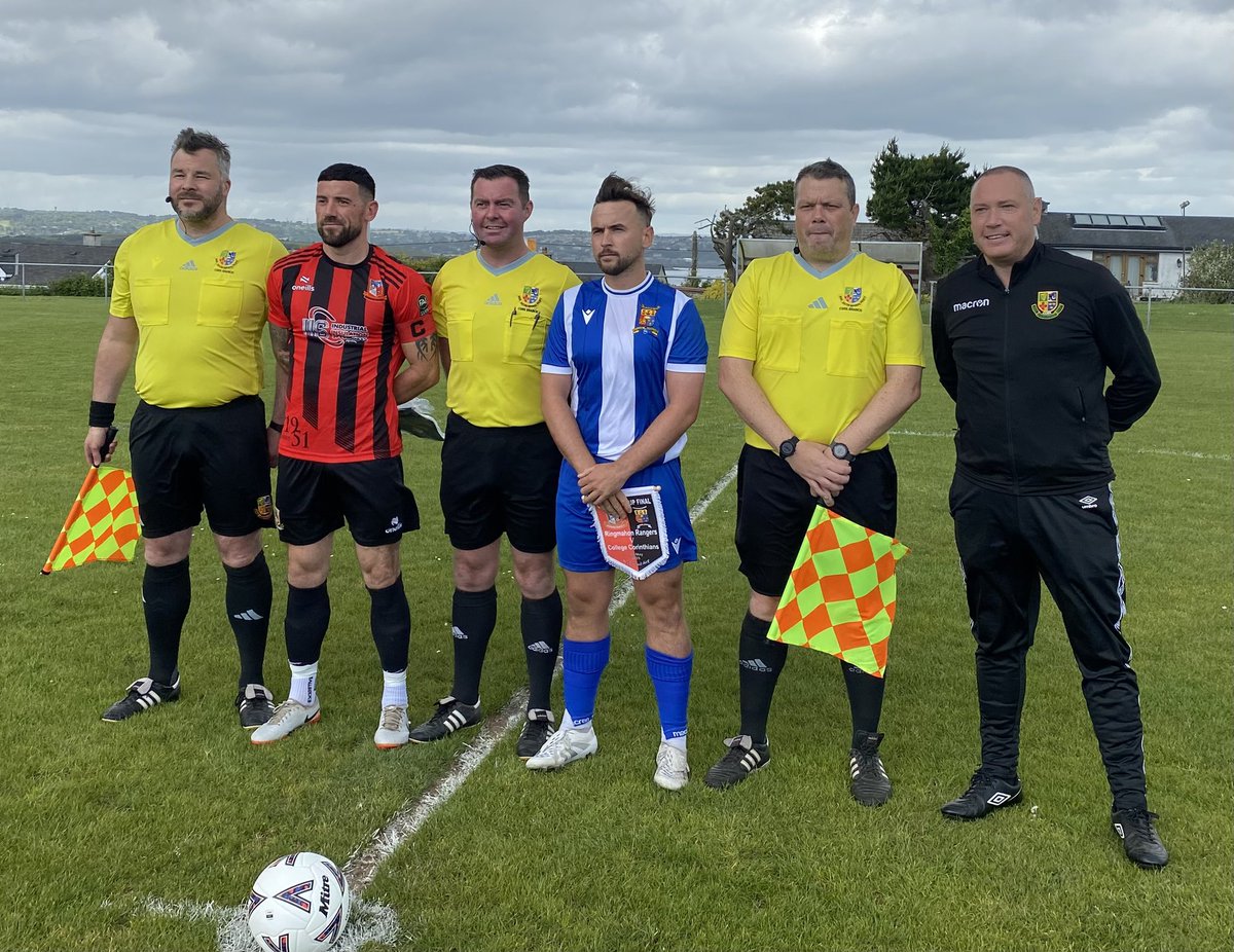 Congratulations to Ringmahon Rangers who won the O’Connell Cup after their 2-1 win against College Corinthians today in Camden.
Photo:

Ringmahon Rangers Roy Kenny receives the O’Connell Cup from Pat Quinn, MSL, with Áine O’Donovan and Leslie Doyle, MSL.