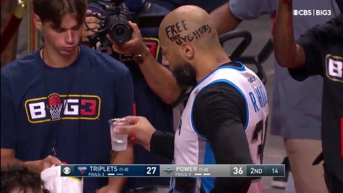 Uygur Hareketi (@u_hareketi) on Twitter photo NBA yıldızı Royce White <a href="/Highway_30/">Royce White 🇺🇸</a> Bu Sefer Kapasına uygurlara Özgürlük yazdırarak maça çıkması Hiçbir zaman unutulmayacak NBA yıldızı Royce White <a href="/Highway_30/">Royce White 🇺🇸</a> Bu Sefer Kapasına uygurlara Özgürlük yazdırarak maça çıkması Hiçbir zaman unutulmayacak
