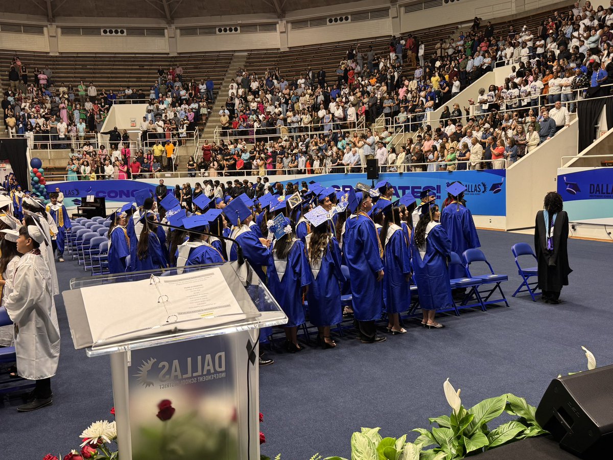 SBM Townview (@sbmtownview) on Twitter photo It's a wrap! The Marvin E. Robinson's Class of 2025 has signed off! Thanks <a href="/MJJackson1906/">Michael Jackson</a>, Trustee Sanders & former Trustee Johnson for your service and support. <a href="/dallasschools/">Dallas ISD</a> <a href="/DallasISDSupt/">Dr. Stephanie S. Elizalde</a> <a href="/N_Bernardino/">Dr. Nancy Bernardino</a> <a href="/DrBrianLusk/">Brian Lusk</a> #StandingOnBusiness It's a wrap! The Marvin E. Robinson's Class of 2025 has signed off! Thanks <a href="/MJJackson1906/">Michael Jackson</a>, Trustee Sanders & former Trustee Johnson for your service and support. <a href="/dallasschools/">Dallas ISD</a> <a href="/DallasISDSupt/">Dr. Stephanie S. Elizalde</a> <a href="/N_Bernardino/">Dr. Nancy Bernardino</a> <a href="/DrBrianLusk/">Brian Lusk</a> #StandingOnBusiness