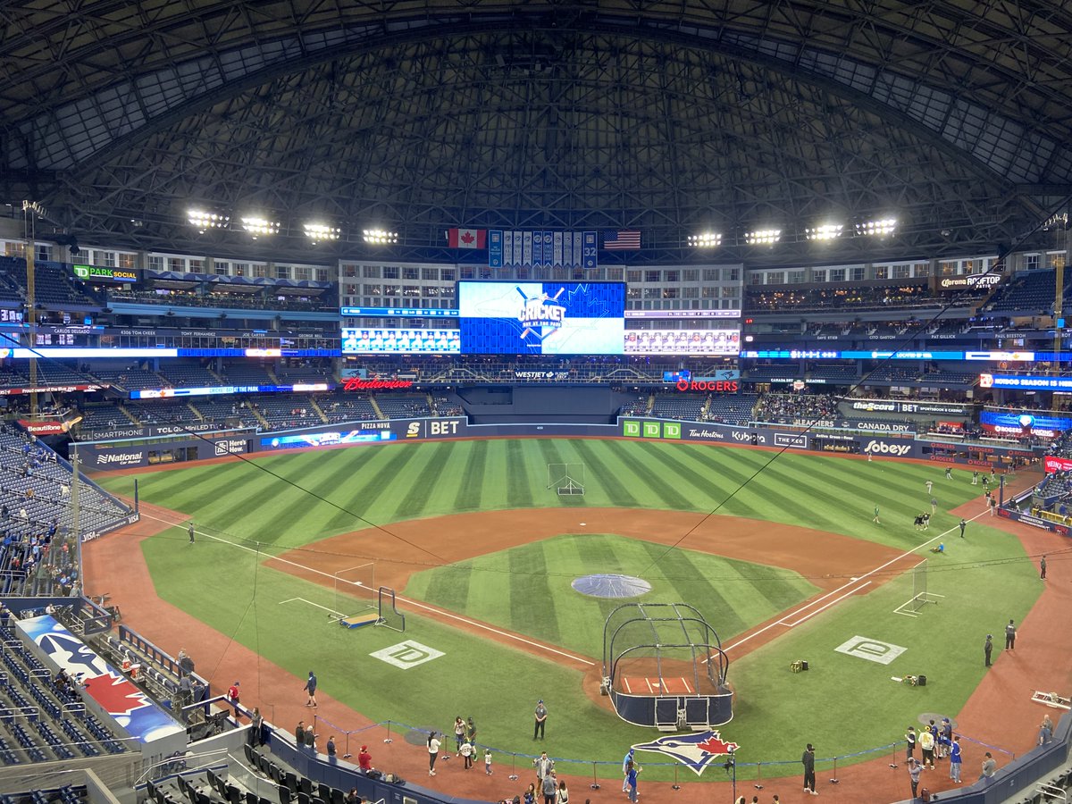 Shoaib Alli (@snsalli) on Twitter photo Back at the ballpark for a bullpen day - Jays looking for a series win vs. the As 👀
<a href="/juliackreuz/">Julia Kreuz</a> et moi have the #BlueJays pre-game show from 2-3p, first pitch flies at 3:07p on <a href="/FAN590/">Sportsnet 590 The FAN</a> ⚾️
📻 590AM
💻 sprtsnt.ca/590listen Back at the ballpark for a bullpen day - Jays looking for a series win vs. the As 👀
<a href="/juliackreuz/">Julia Kreuz</a> et moi have the #BlueJays pre-game show from 2-3p, first pitch flies at 3:07p on <a href="/FAN590/">Sportsnet 590 The FAN</a> ⚾️
📻 590AM
💻 sprtsnt.ca/590listen