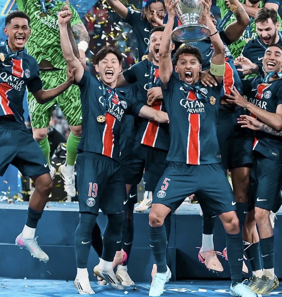 🌟 Kang In Lee. La zurda más mágica que he visto yo en Paterna estos últimos once años. Por su superioridad. Por ver pases y disparos que nadie veía. Porque te hacía disfrutar. Desde alevines en el <a href="/valenciacf/">Valencia CF</a>. Hoy, campeón de Europa con el PSG