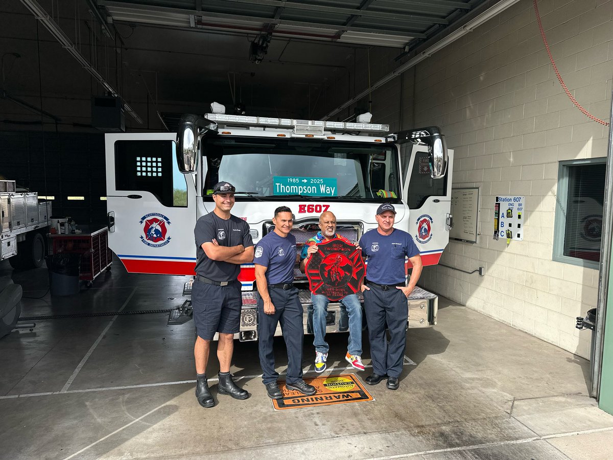 ScottsdaleFire's tweet image. Honoring Decades of Dedication
Please join us in celebrating the remarkable career of Firefighter Rod Thompson, who is retiring after an extraordinary 40 years of service. Wishing you a retirement filled with joy, good health, and well-deserved rest. Congratulations, Rod!