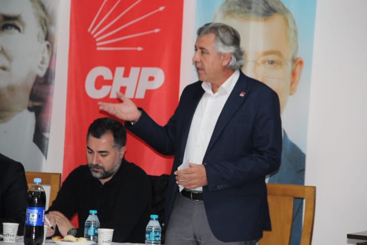 Akp’li belediyeler sütten çıkmış ak kaşık maşallah
Sayıştay raporlarına rağmen Bir tane Akp’li belediyeye soruşturma yok oparasyon yok
CHP’li belediyelerde müfettişler cirit atıyor
Ama CEHAPE günah keçisi adeta
👉CHP kurtuluşun ve kuruluşun partisi ve bu ülkenin teminatıdır…