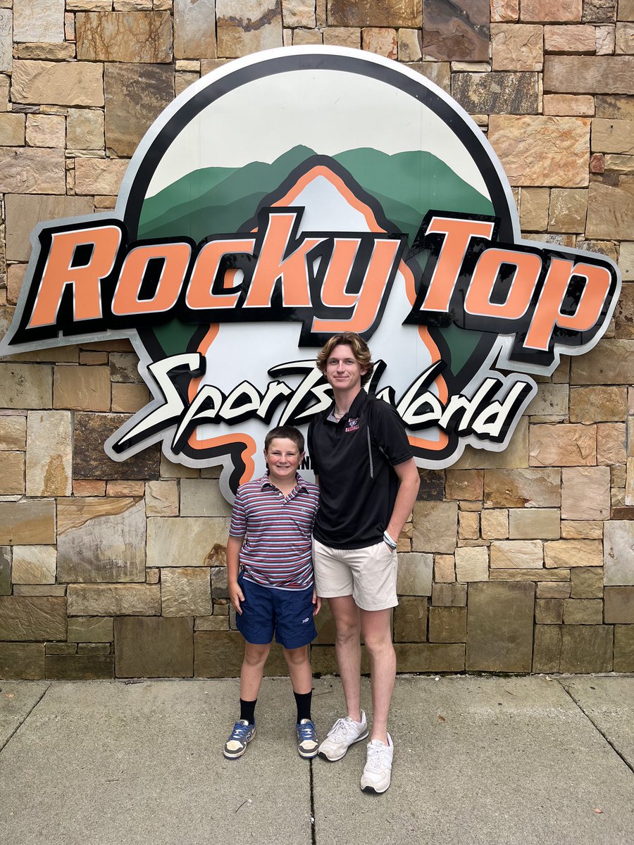 JIsaminger2026's tweet image. Great week at the @GatlinburgBowl cap classic. These guys put on a great environment for everyone. Very thankful to be apart of this week of baseball. Doubled down the line also caught and clocked a 1.93 sec pop time via NSR at the combine.