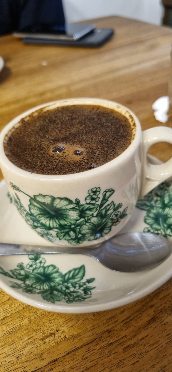 idham_arsyad's tweet photo. Secangkir kopi panas https://t.co/ehOqYmTBMf
