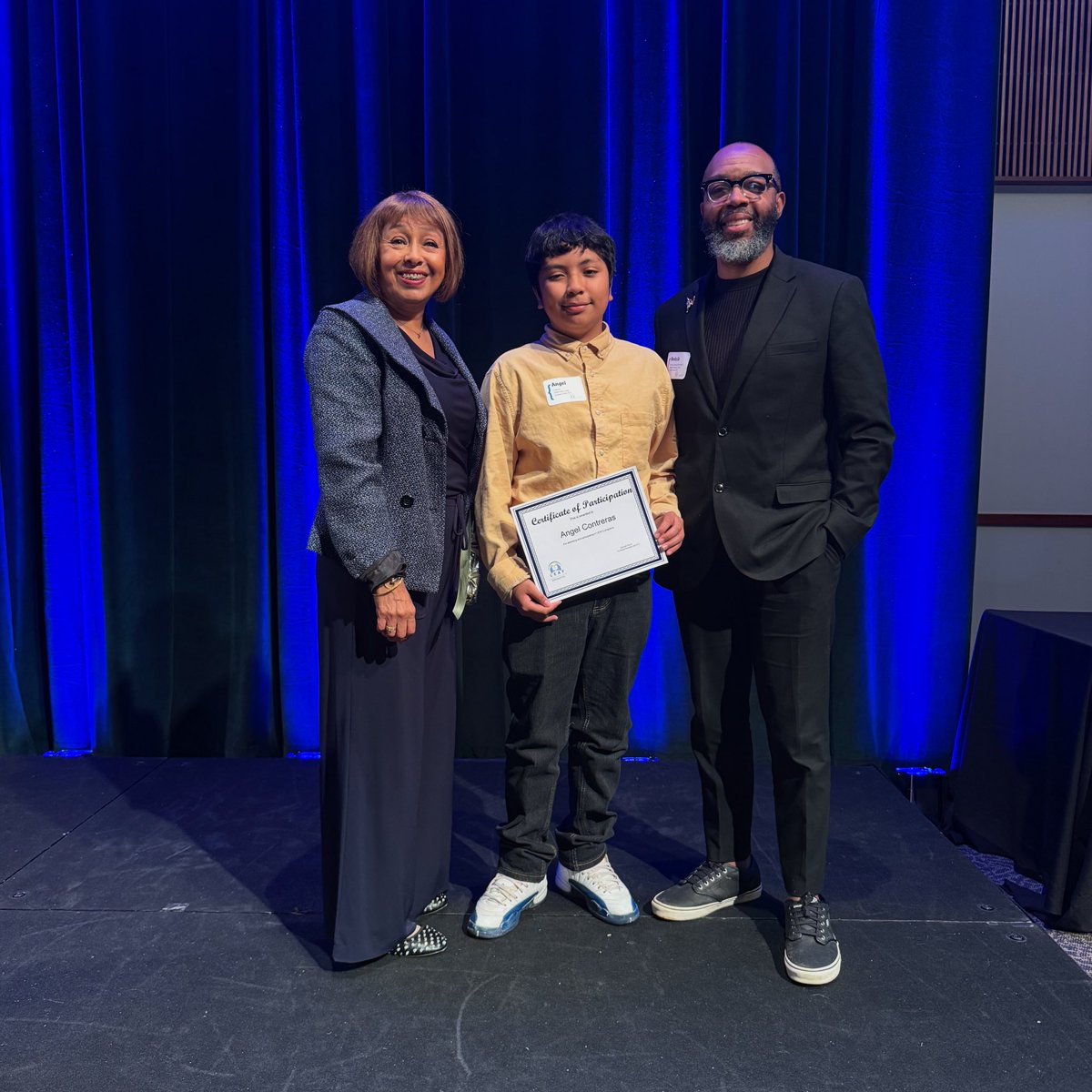Congratulations to 6th grader Angel, who received a certificate of recognition for his hard work in school from the Latino Education Advancement Fund (<a href="/LEAFeducacion/">LEAF</a>)! We are proud of you Angel! #falconsflyhigh🦅