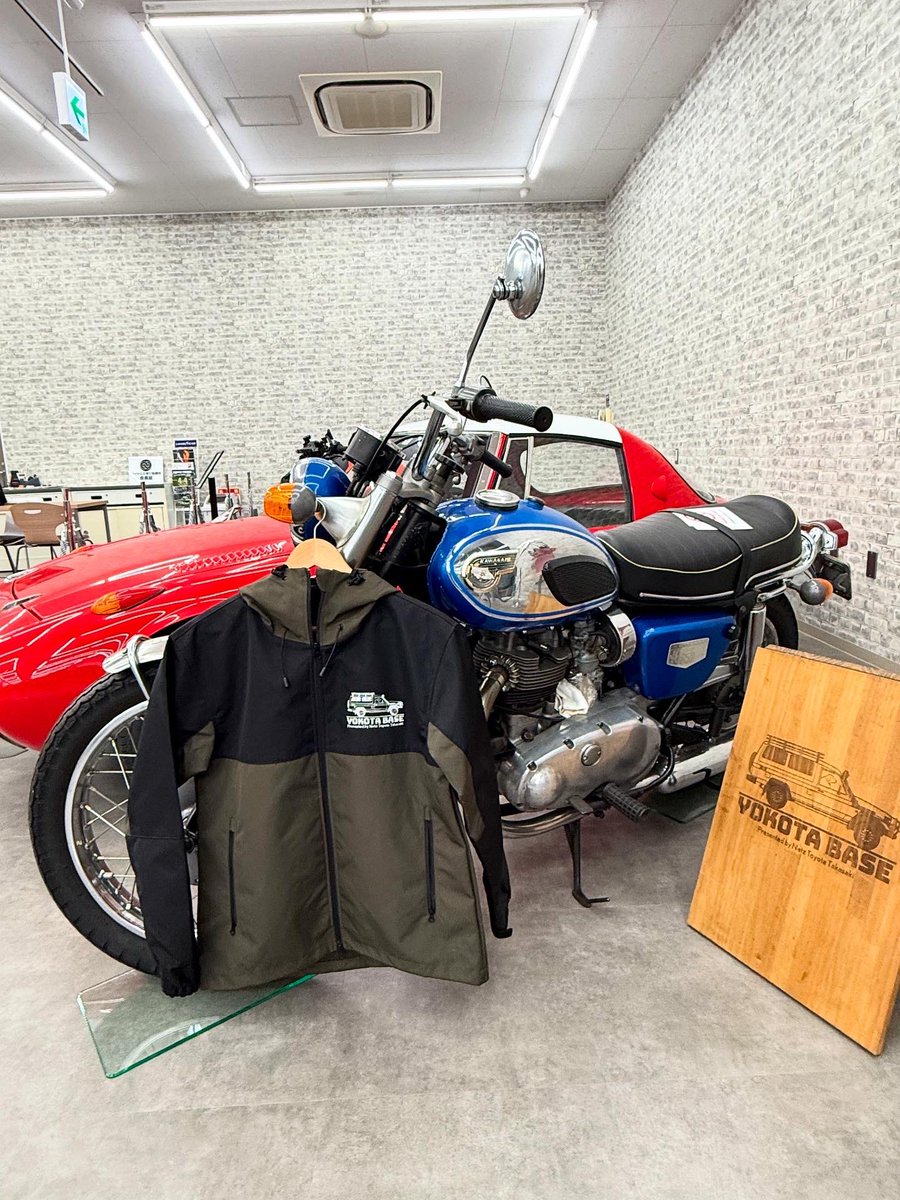 RXT215's tweet photo. ジェームス高崎がリニューアルオープン😀車好きが集まれる新たなスポットとして誕生しました🐣カー用品をはじめ雑貨のダルトン、トミカ、GRガレージ、JAOSとさまざまなジャンルが楽しめる場所になりました！是非みなさん遊びに来てくださいね😃#jams #daltons #トミカ #jaos https://t.co/Hz0gINshke