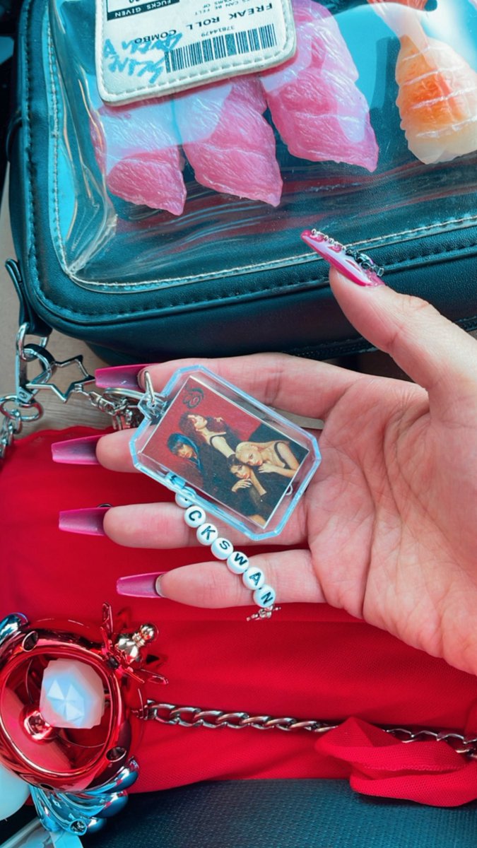 Concert time!! Also shout to <a href="/nanibritbrat/">nanibritbrat likes it HOT🥵🪭</a> for the freebies🥳