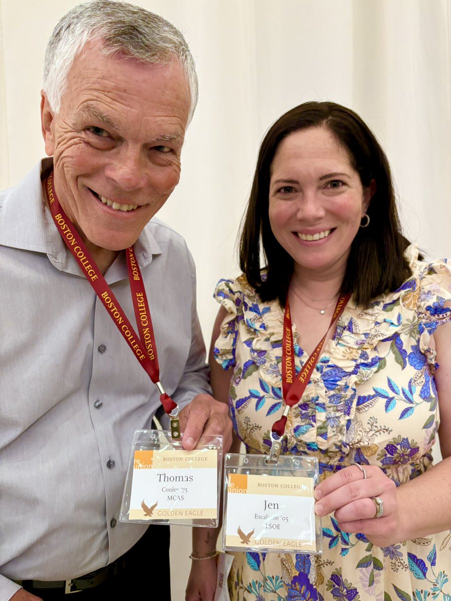BC Alumni (@bcalumni) on Twitter photo A <a href="/BostonCollege/">Boston College</a> father-daughter double reunion! š¦
š¦
Class of 1975 and Class of 2005 A <a href="/BostonCollege/">Boston College</a> father-daughter double reunion! š¦
š¦
Class of 1975 and Class of 2005