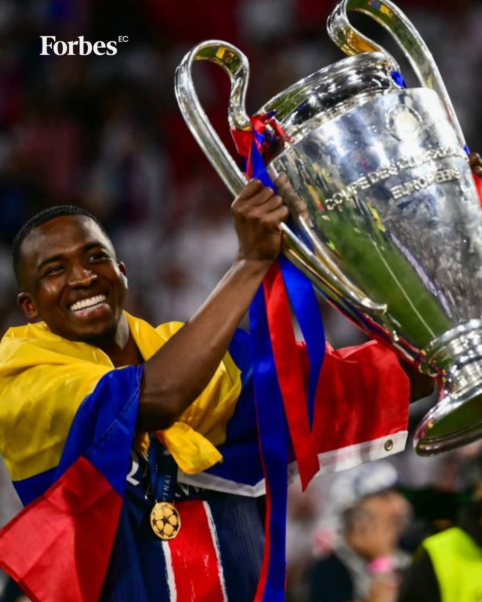 🇪🇨 ¡Willian Pacho hizo historia!
