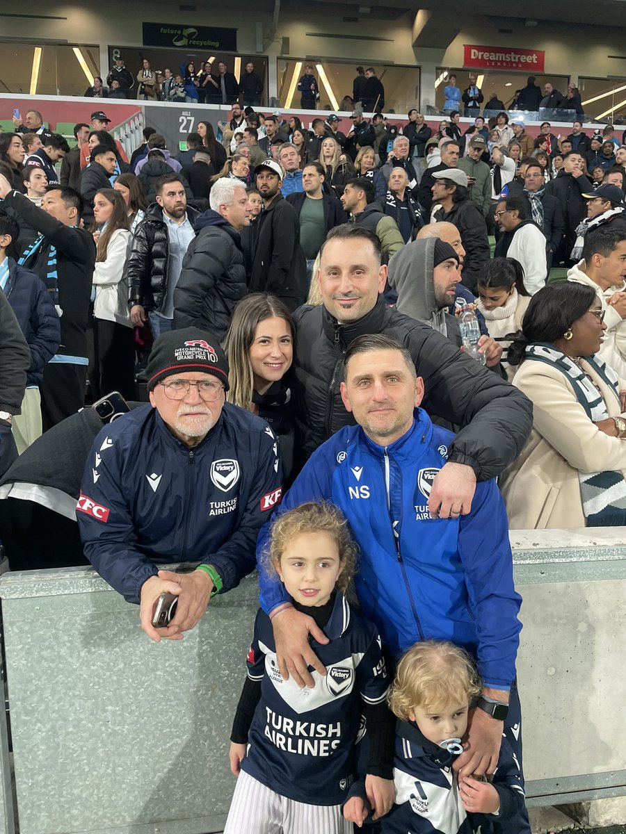 Mark Stavroulakis tweet media