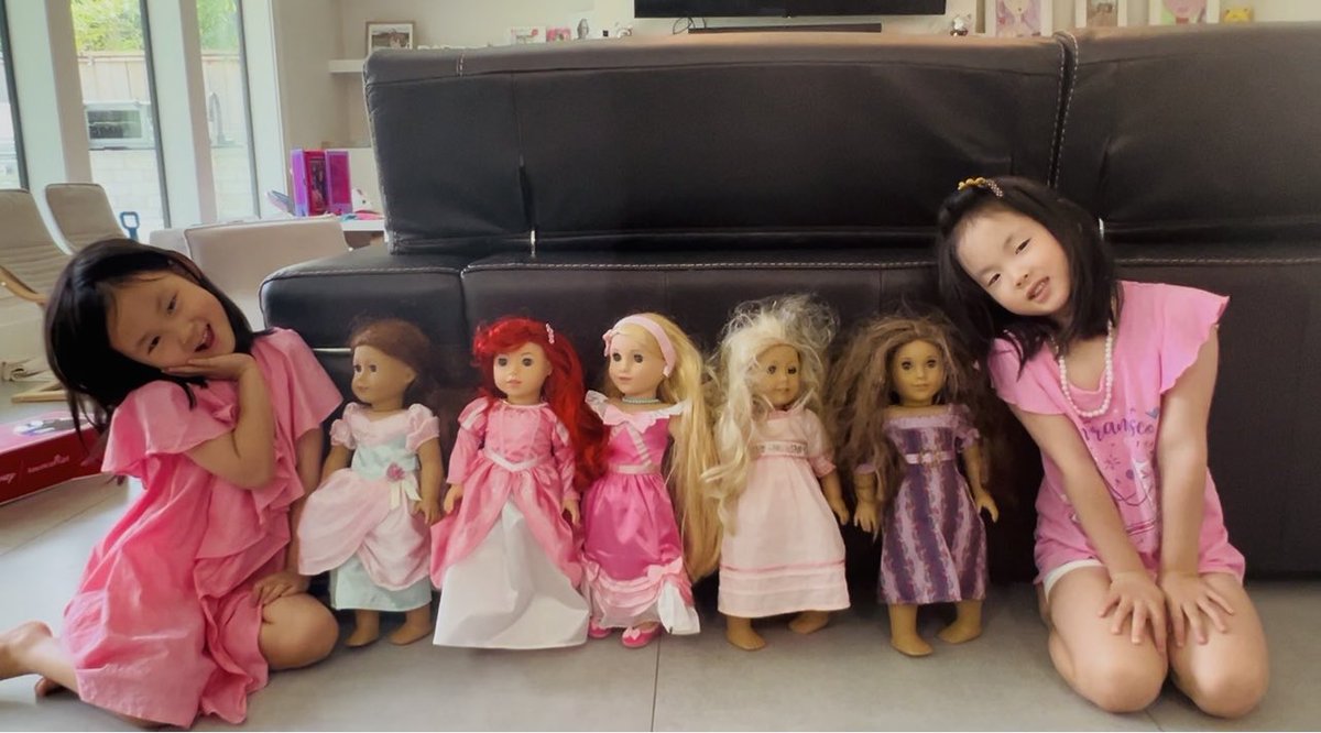 BettyKimLab's tweet image. Thanks so much Kate for sharing all of your dolls with us! The collection is now complete with #Ariel and #Rapunzel @American_Girl @Disney