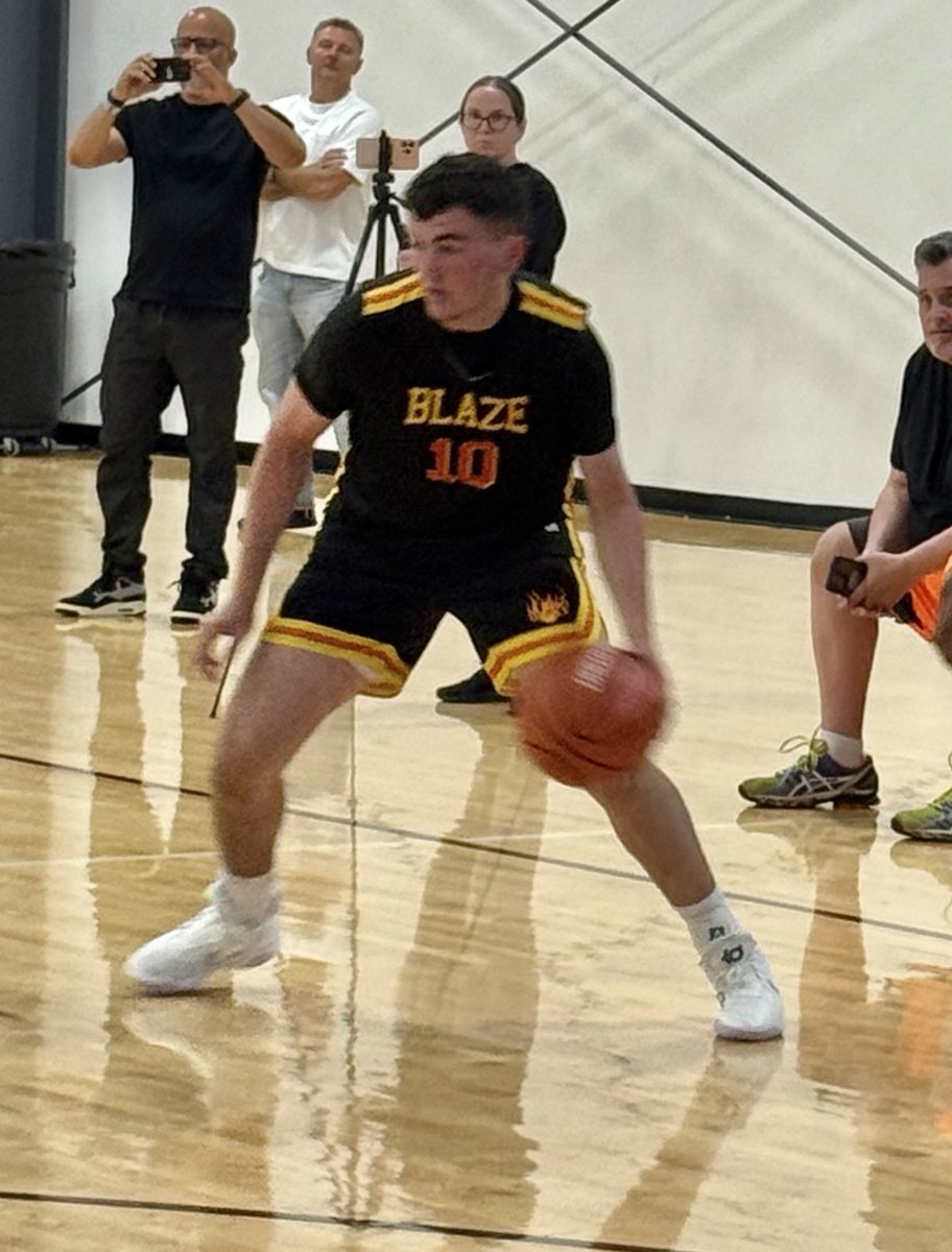 Coach_Frank (@norfolkknights) on Twitter photo Blaze guard Mason McWhorter (6’2 2027 Wilson Memorial) is one of Virginia’s best 2027 prospects. A high academic sharpshooter who averaged 15ppg, 5apg and 5rpg this past season. Strong, high IQ playmaker who can light it up with the jumper. #BigShots #VBJam <a href="/BigShotsToday/">Hit The BIG SH🏀TS</a> Blaze guard Mason McWhorter (6’2 2027 Wilson Memorial) is one of Virginia’s best 2027 prospects. A high academic sharpshooter who averaged 15ppg, 5apg and 5rpg this past season. Strong, high IQ playmaker who can light it up with the jumper. #BigShots #VBJam <a href="/BigShotsToday/">Hit The BIG SH🏀TS</a>