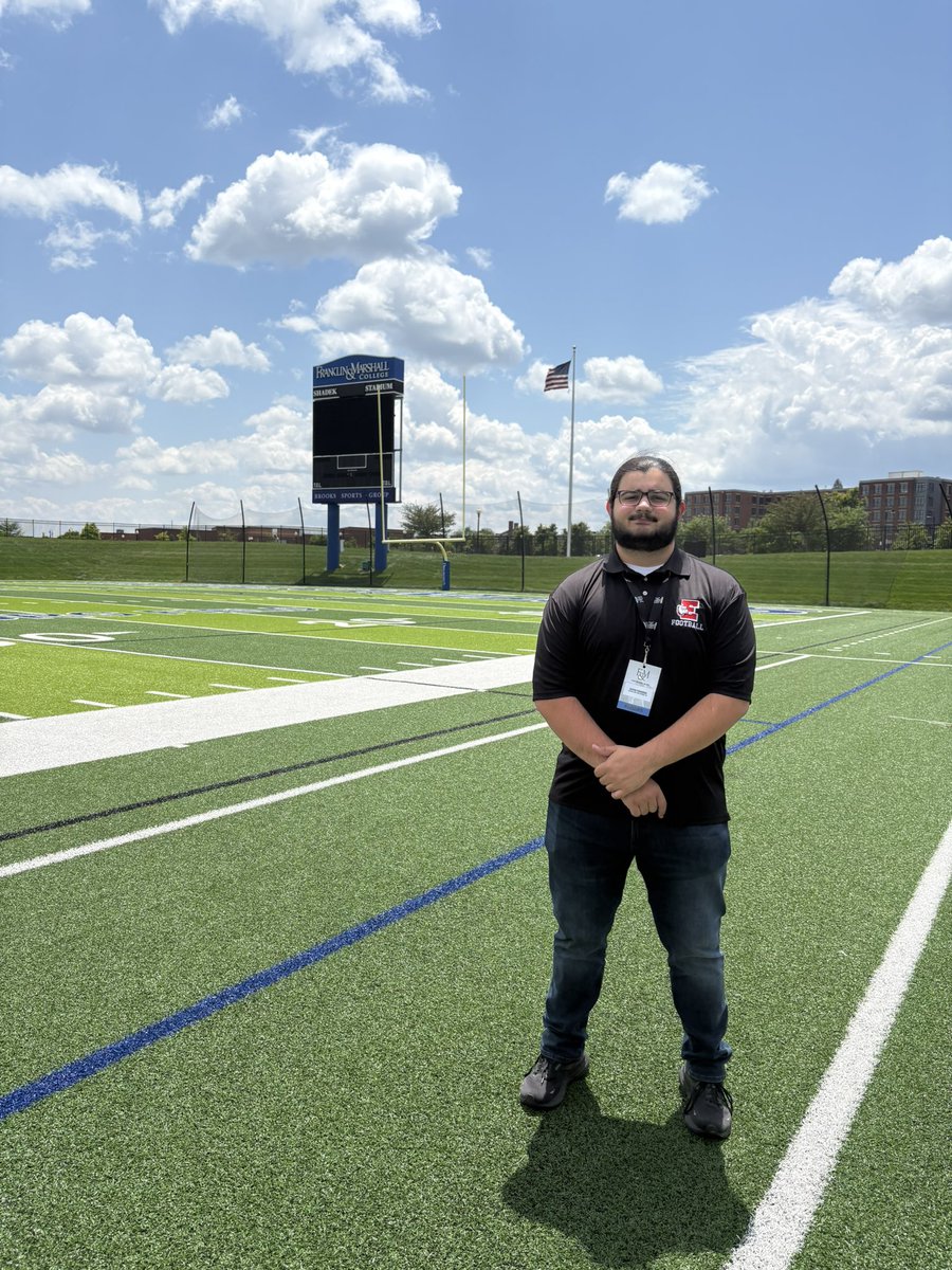 Thank you to <a href="/FandMFootball/">F&M Football</a> for having me up at your Junior day today! I had a great time learning about the program and seeing the beautiful campus! Can’t wait to get up for a game in the fall! #Godips 
<a href="/Coach_Handy73/">Zach Handy</a> <a href="/Coach_Phelan25/">Michael Phelan</a> <a href="/Matt_Senneca/">Matt Senneca</a>