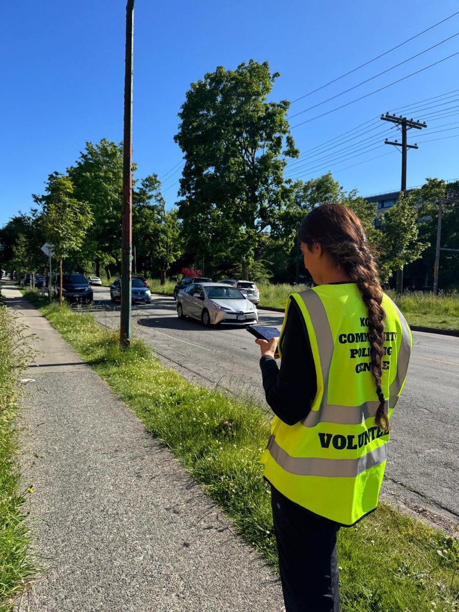 KOMCPC (@komcpc) on Twitter photo 🤩🌧️ Rain couldn’t stop us, we brought the sunshine to Quilchena! ☀️
🌴From cleaning Quilchena Park to patrols and office support, our volunteers gave it their all today. Huge thanks to everyone making our community safer! 👮♂️
<a href="/Kerrisdale_IM/">Kerrisdale Insider</a> <a href="/CityofVancouver/">City of Vancouver</a> <a href="/VancouverPD/">Vancouver Police</a> #komcpc 🤩🌧️ Rain couldn’t stop us, we brought the sunshine to Quilchena! ☀️
🌴From cleaning Quilchena Park to patrols and office support, our volunteers gave it their all today. Huge thanks to everyone making our community safer! 👮♂️
<a href="/Kerrisdale_IM/">Kerrisdale Insider</a> <a href="/CityofVancouver/">City of Vancouver</a> <a href="/VancouverPD/">Vancouver Police</a> #komcpc