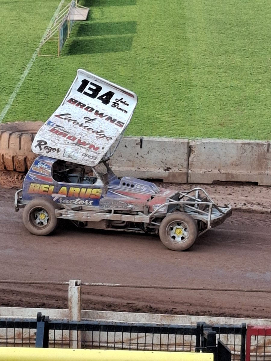 Russ704's tweet photo. #BriSCAF1
#Odsal
#Yorstox https://t.co/c9D176VLbB